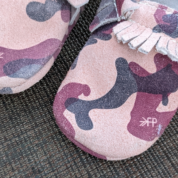 Freshly Picked Shoes Moccasins.  size 4 - Picture 12 of 15